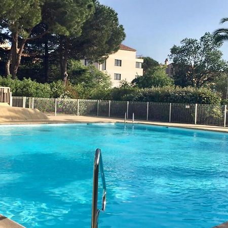 Merazur Fréjus 外观 照片