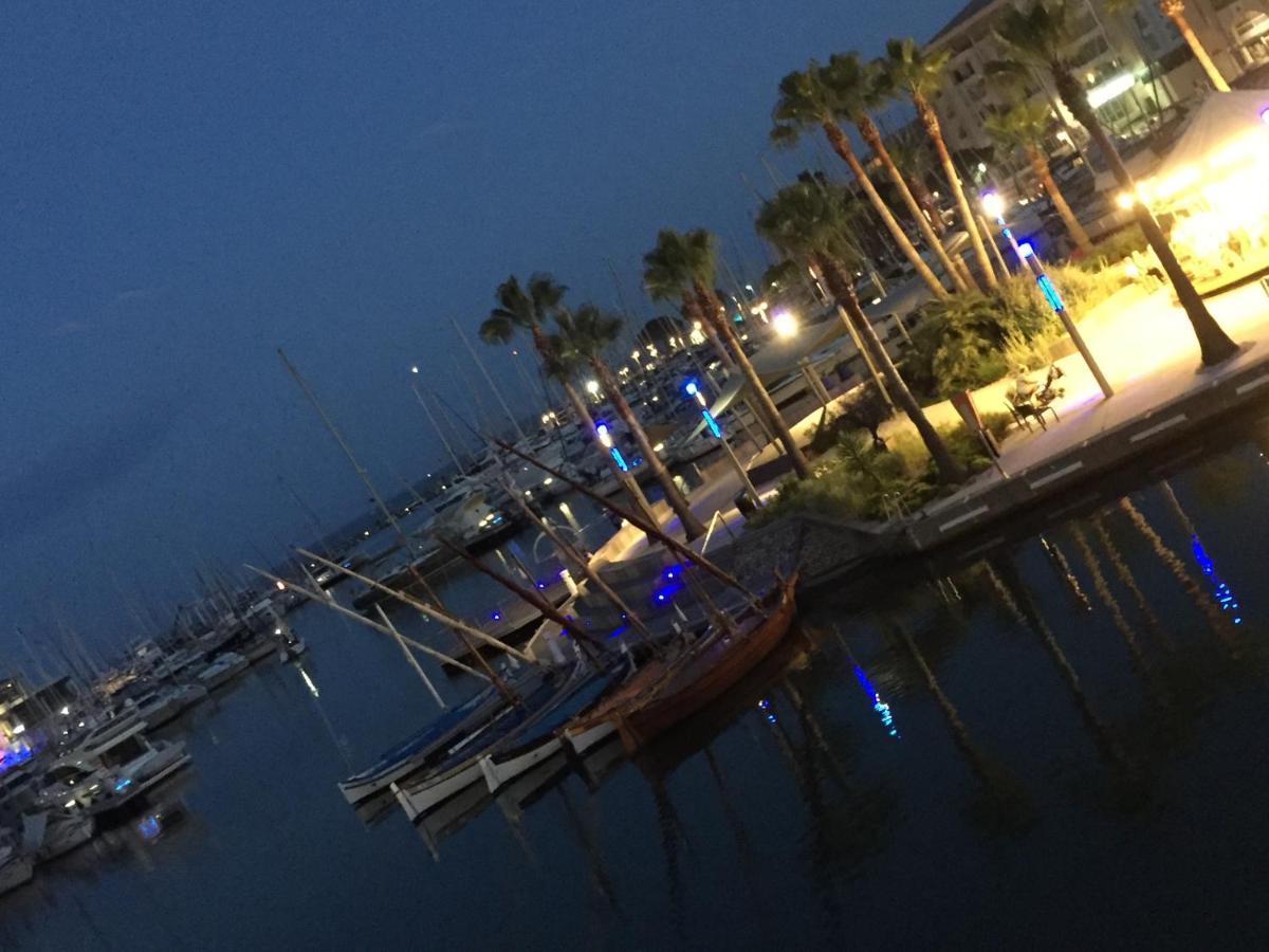 Merazur Fréjus 外观 照片
